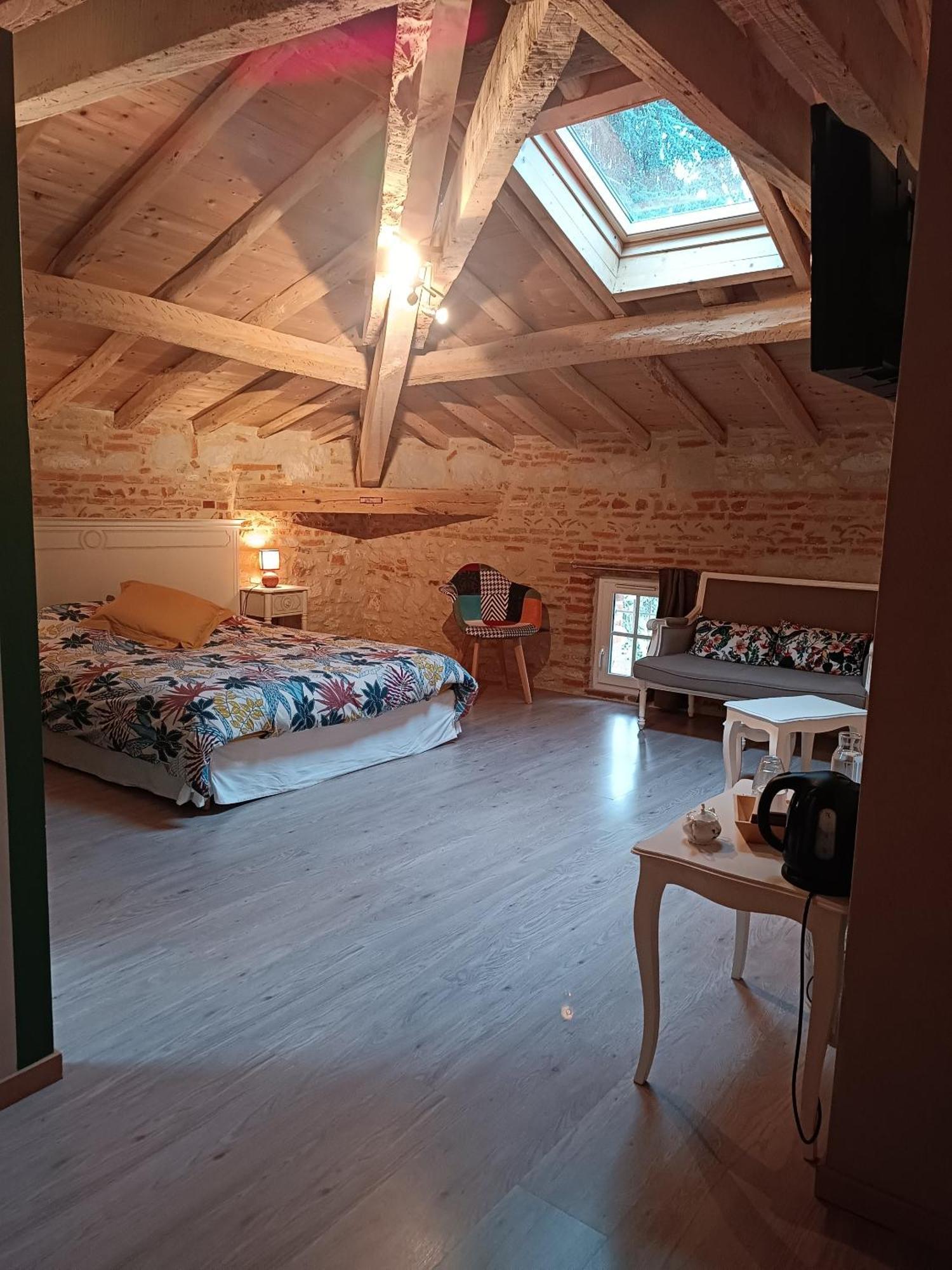 Le Jardin Des Cedres Hotel Lavaur  Ruang foto